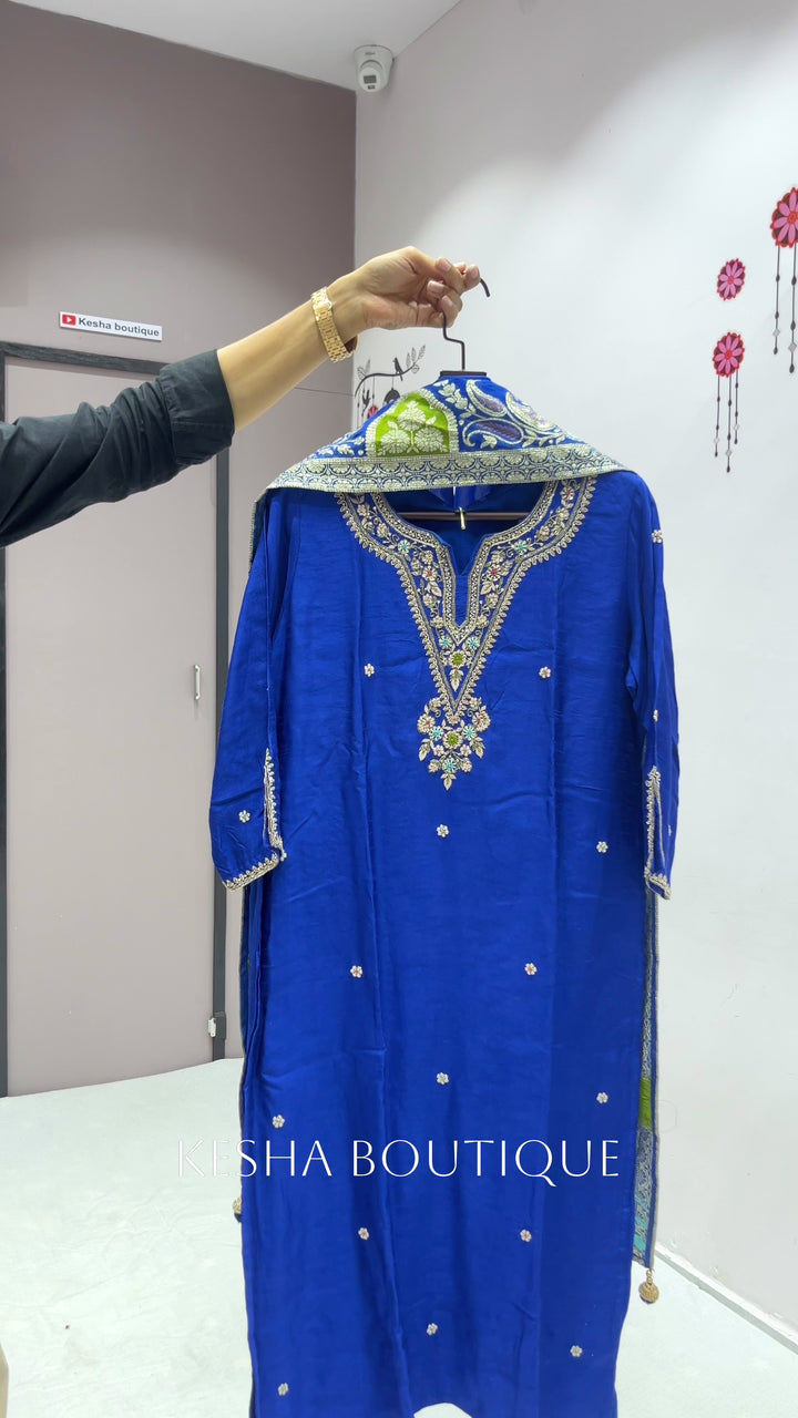 CLASSIC ROYAL BLUE WITH DOLA SILK