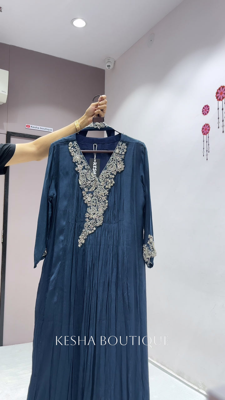 PARTY WEAR GOWEN
